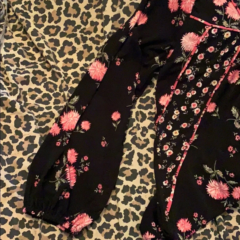 Style & Co. Black Tunic with Pink Floral Design - Picture 4 of 6